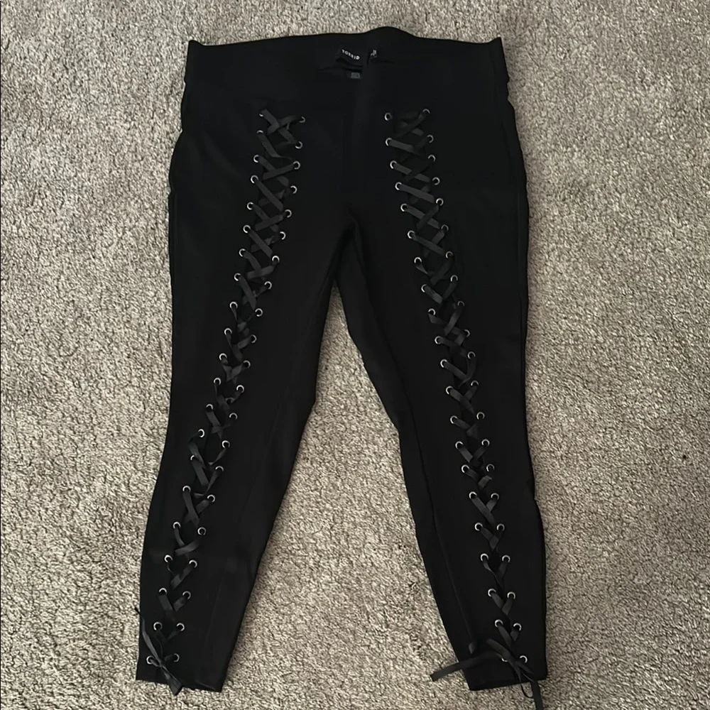 Torrid - Picture 1 of 4